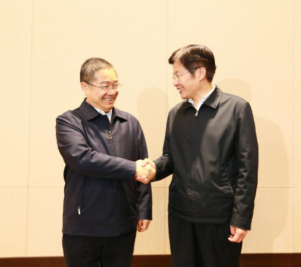10.全國政協(xié)副主席，全國工商聯(lián)主席高云龍親切會見林印孫總裁.jpg